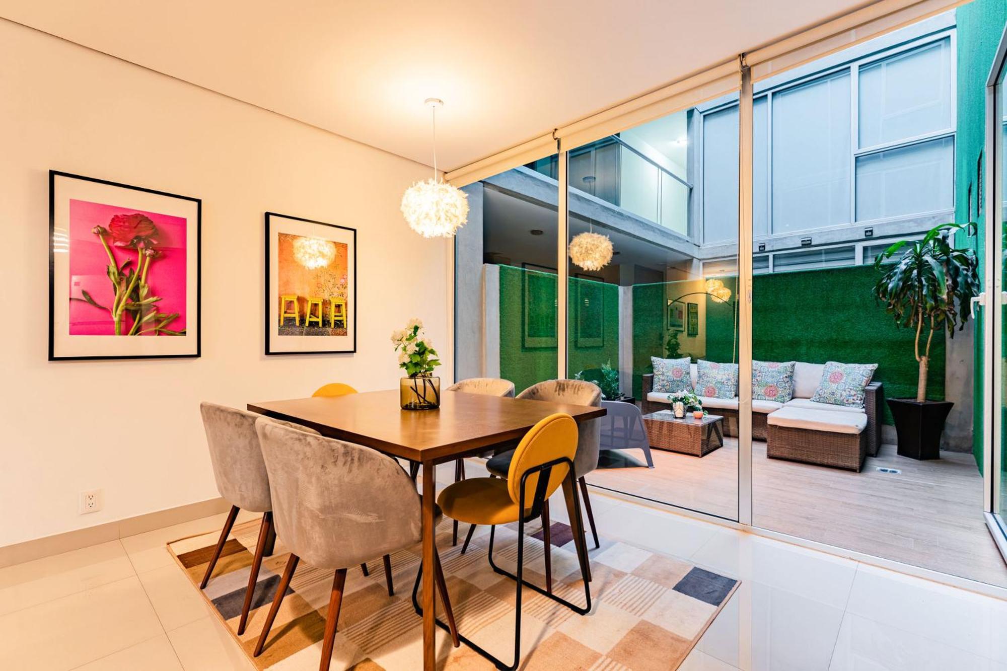 Apartment Stylish In Roma With Parking