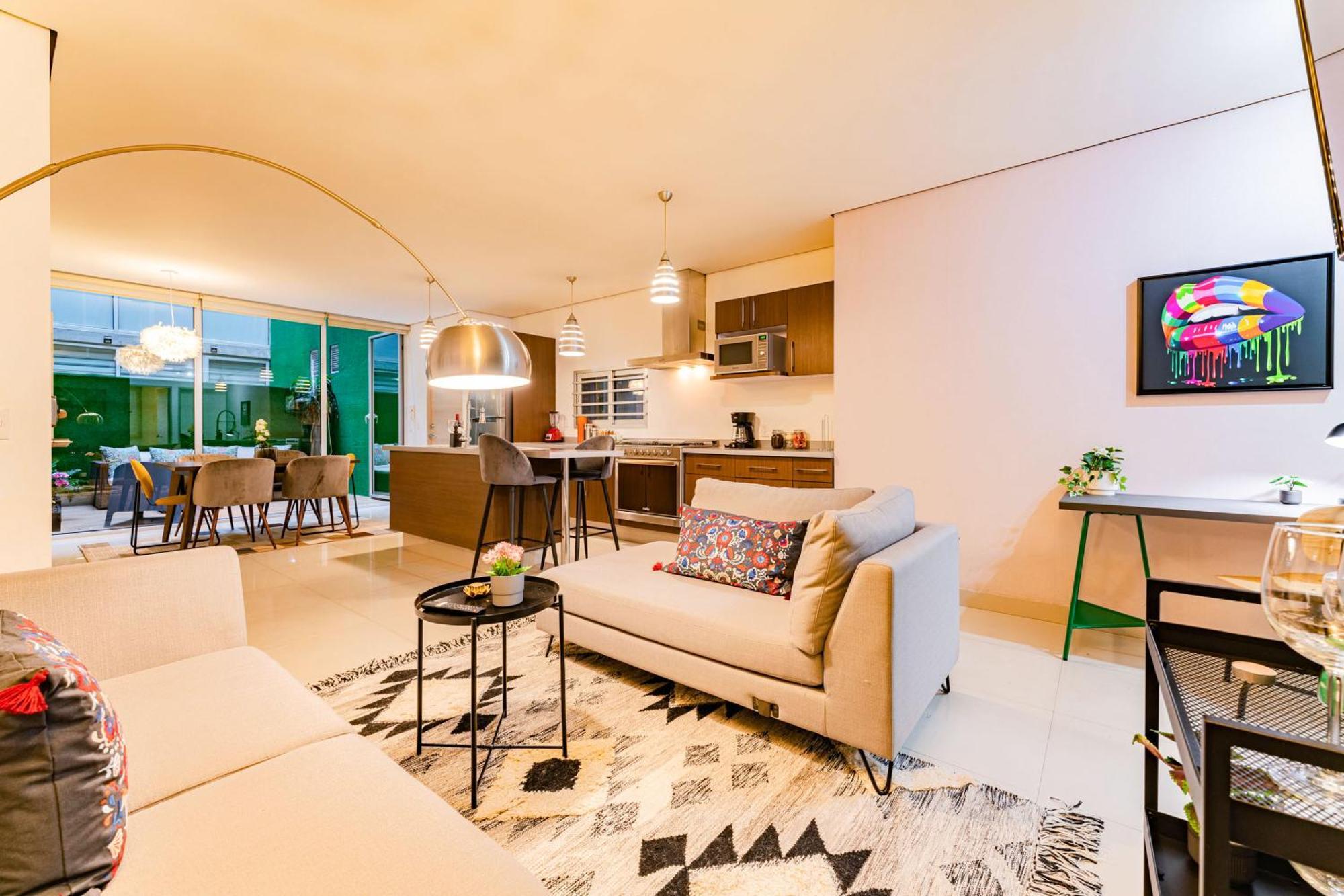 Stylish In Roma With Parking Mexico City