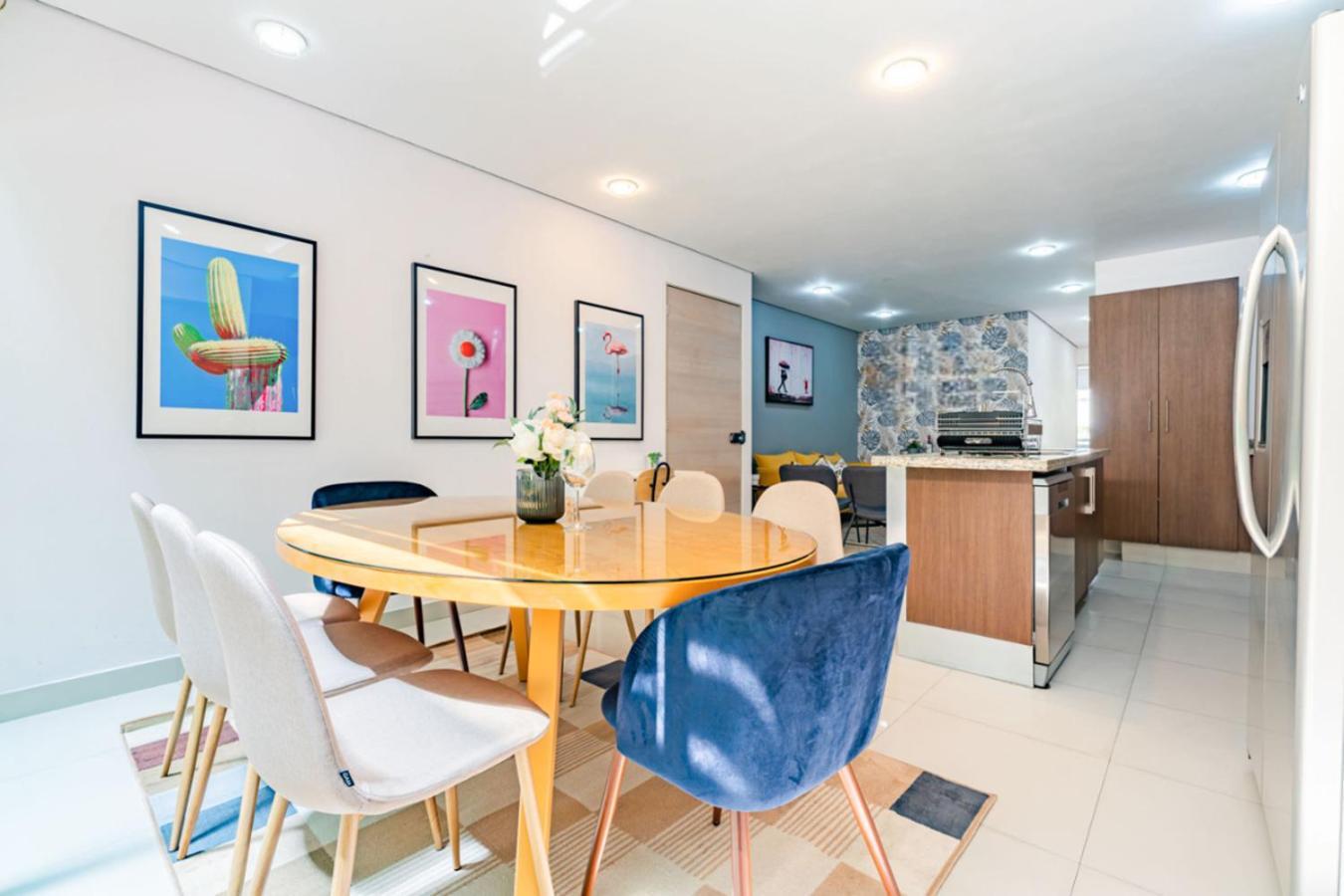 Apartment Stylish In Roma With Parking