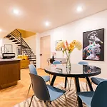 Stylish Condos In Roma With Parking